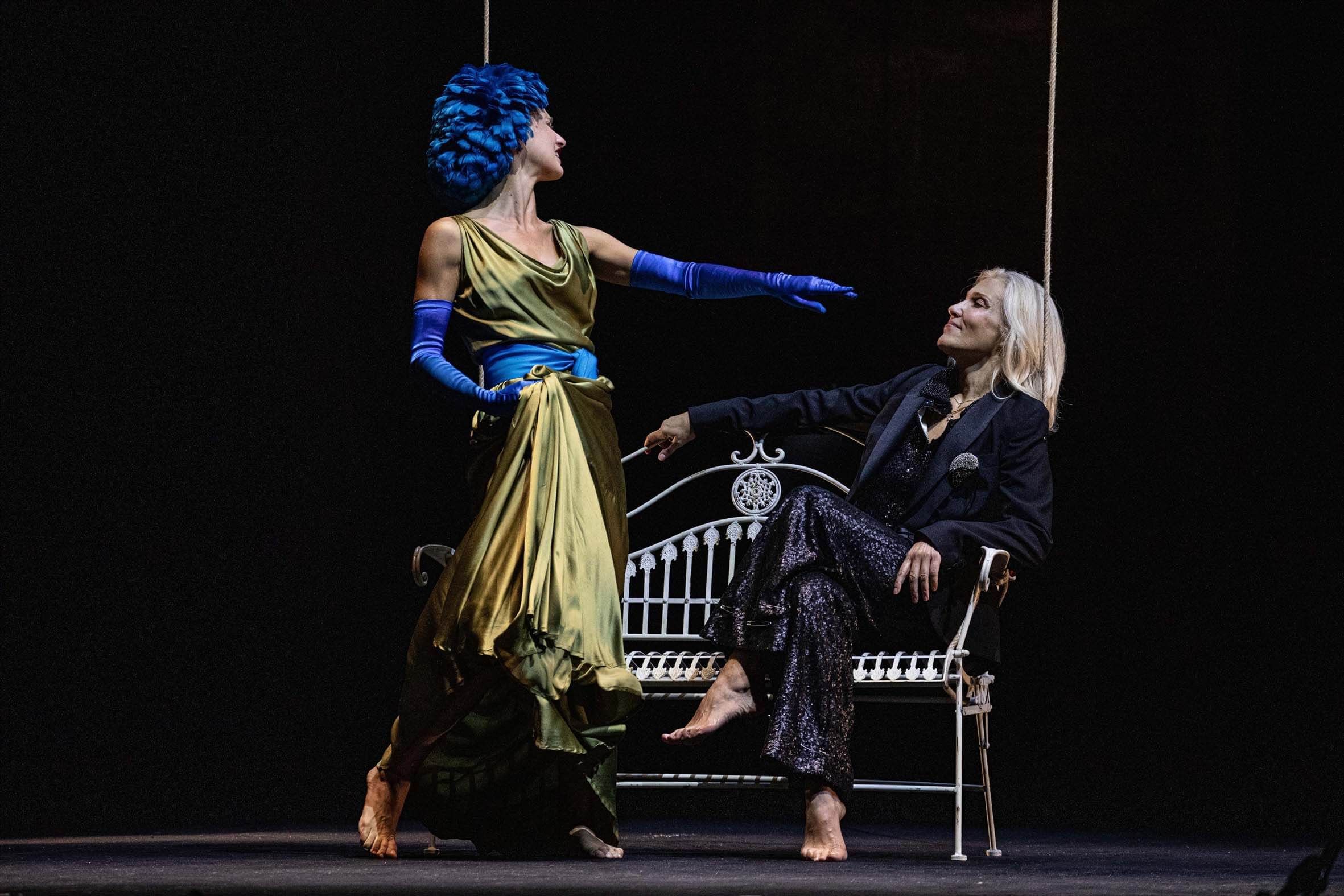 Foto di scena dello spettacolo Jezabel, tratto da Iréne Nèmirovsky, regia di Paolo Valerio