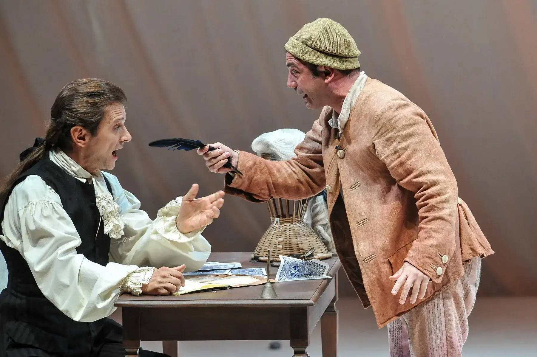 Foto di scena dello spettacolo Le baruffe chiozzotte di Carlo Goldoni, regia di Paolo Valerio