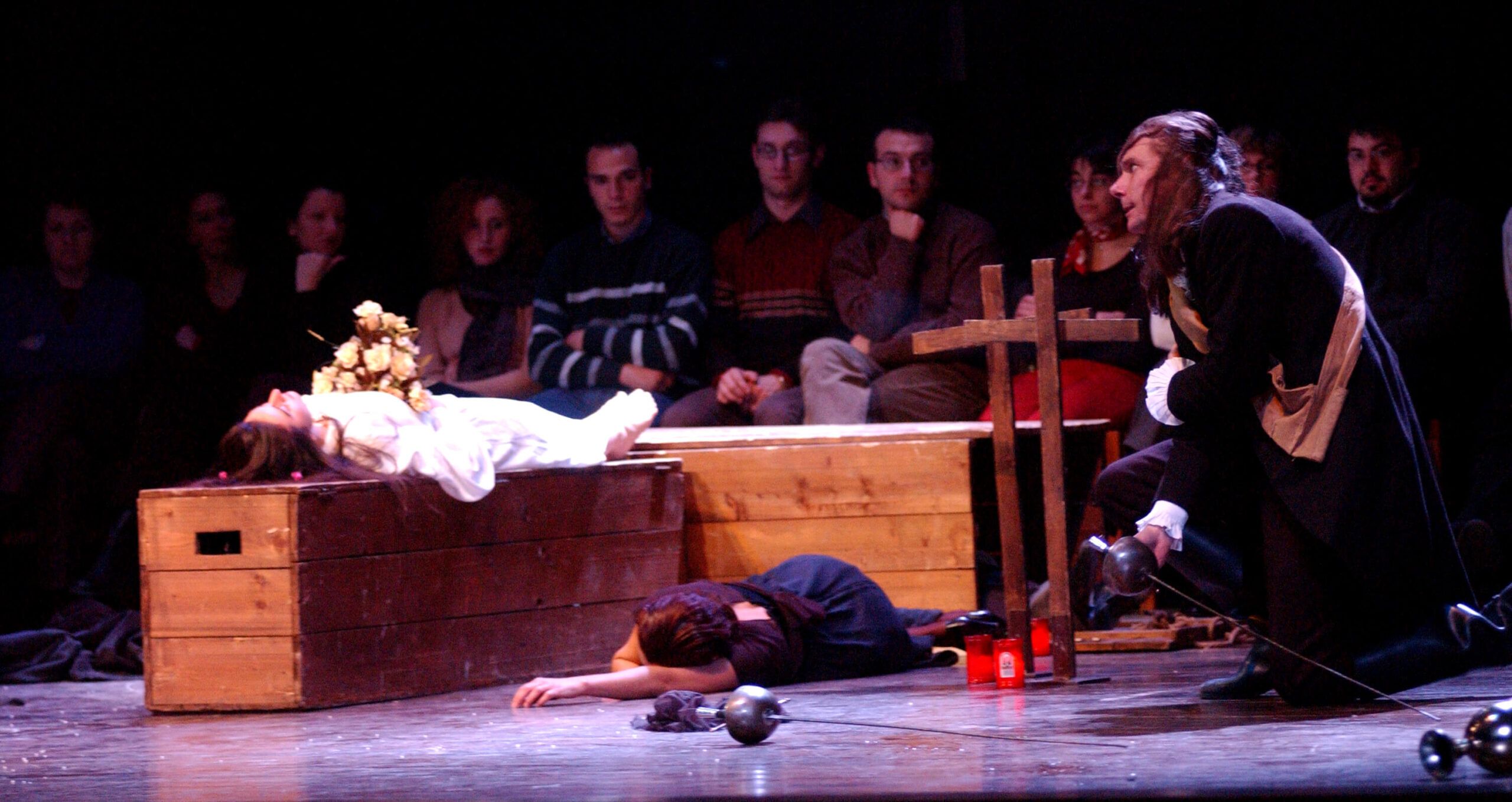 Foto di scena dello spettacolo Amleto da William Shakespeare, regia di Paolo Valerio
