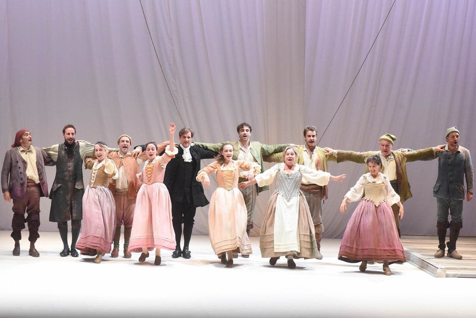 Foto di scena dello spettacolo Le baruffe chiozzotte di Carlo Goldoni, regia di Paolo Valerio