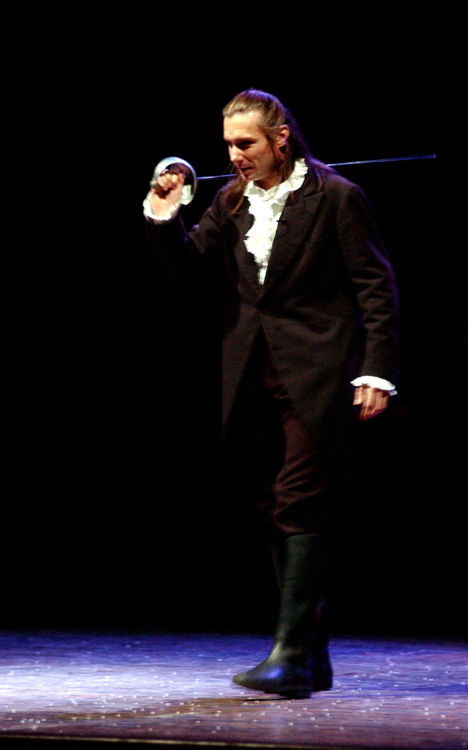 Foto di scena dello spettacolo Amleto da William Shakespeare, regia di Paolo Valerio
