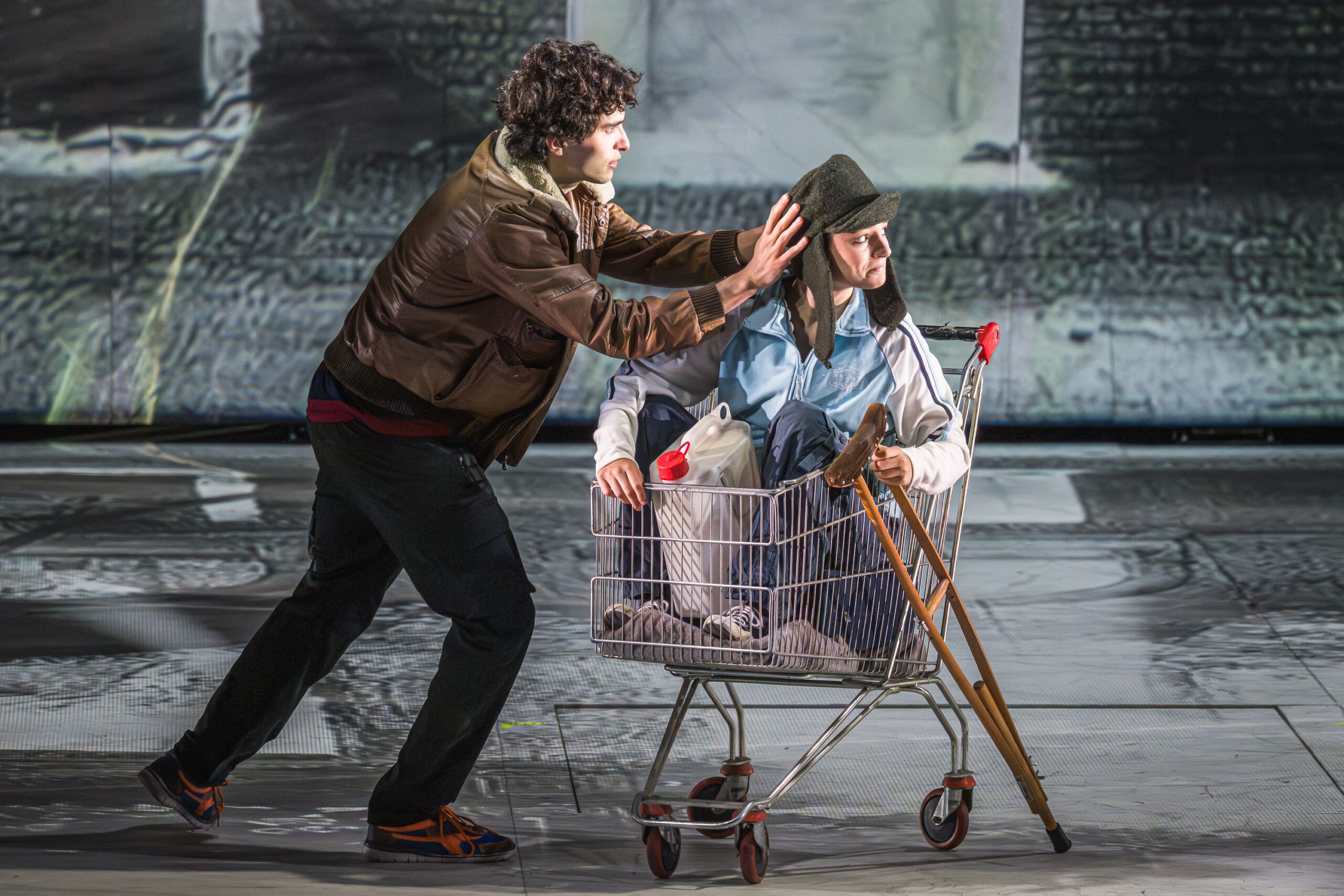 Foto di scena dello spettacolo Romeo e Giulietta di William Shakespeare, regia di Paolo Valerio