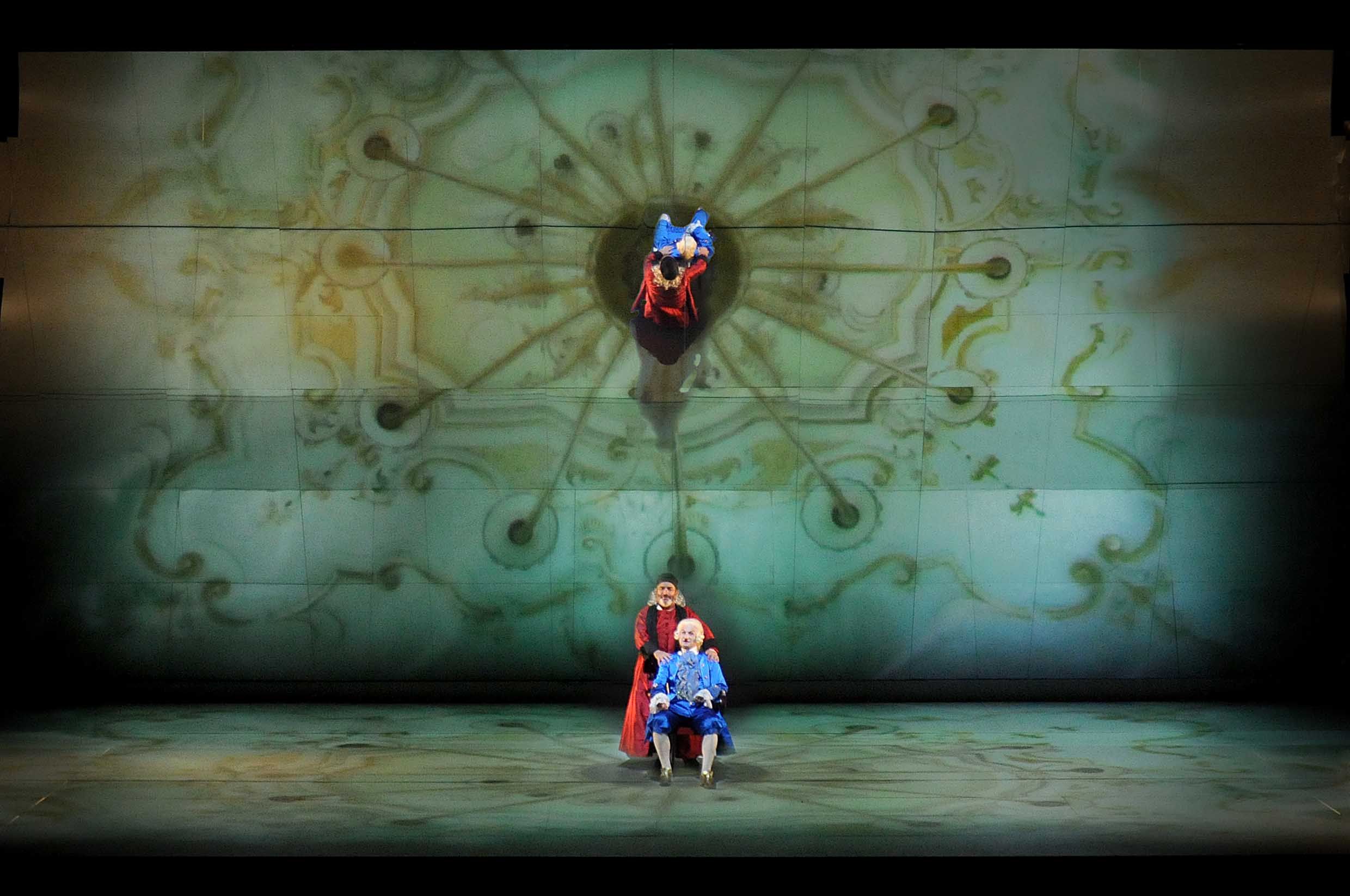 Foto di scena dello spettacolo Il bugiardo di Carlo Goldoni, regia di Paolo Valerio