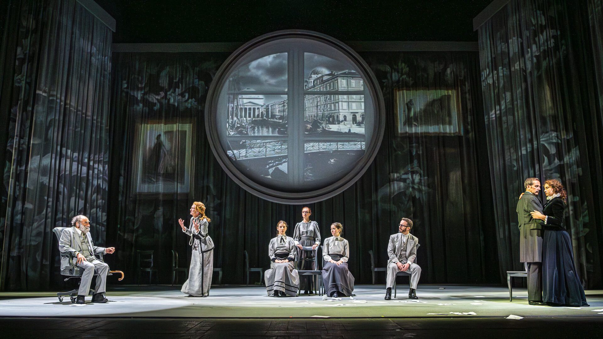 Foto di scena dello spettacolo La Coscienza di Zeno di Paolo Valerio