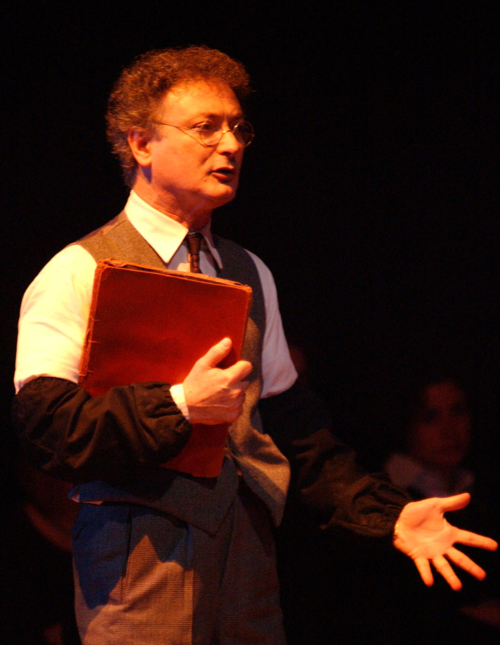 Foto di scena dello spettacolo Amleto da William Shakespeare, regia di Paolo Valerio