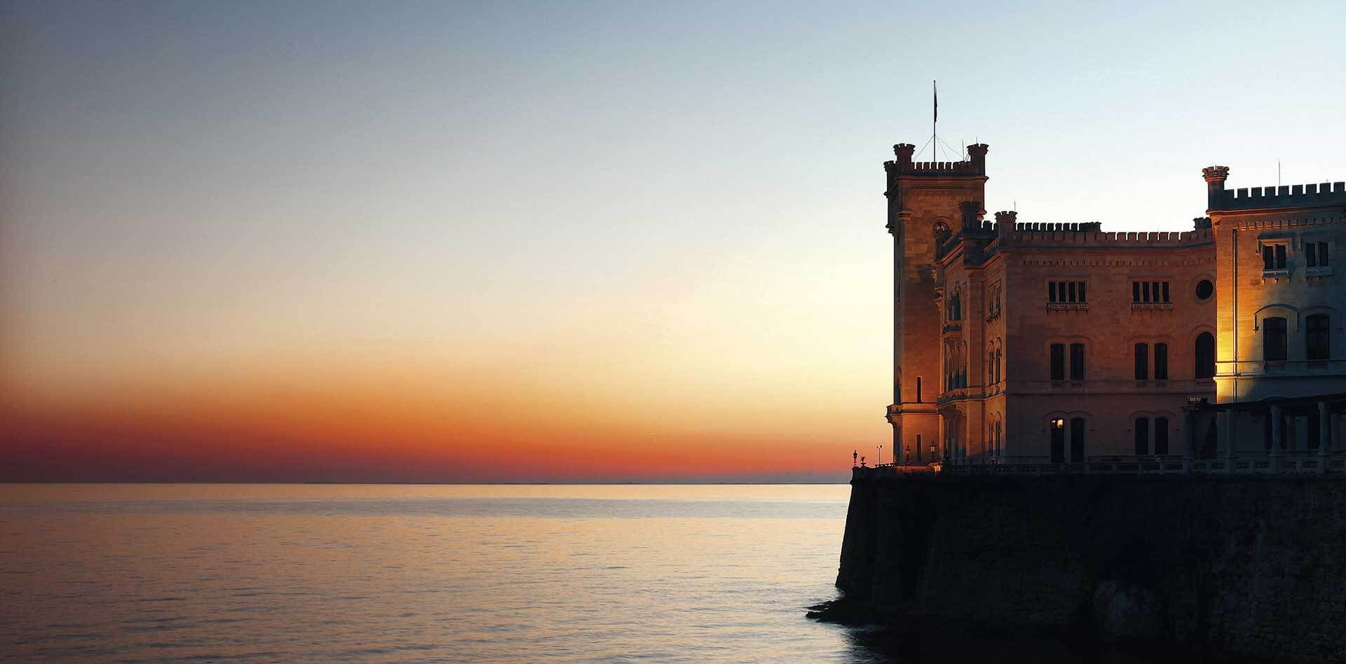 Foto di scena dello spettacolo Discorsi amorosi, a Miramare, regia di Paolo Valerio, con Stefania Rocca.