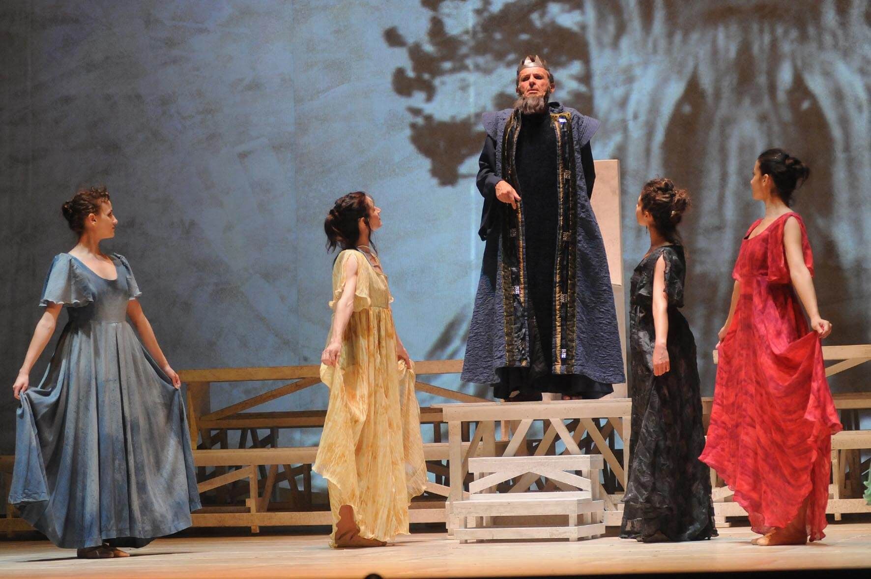 Foto di scena dello spettacolo Pericle, il principe di Tiro, di William Shakespeare. Regia di Paolo Valerio