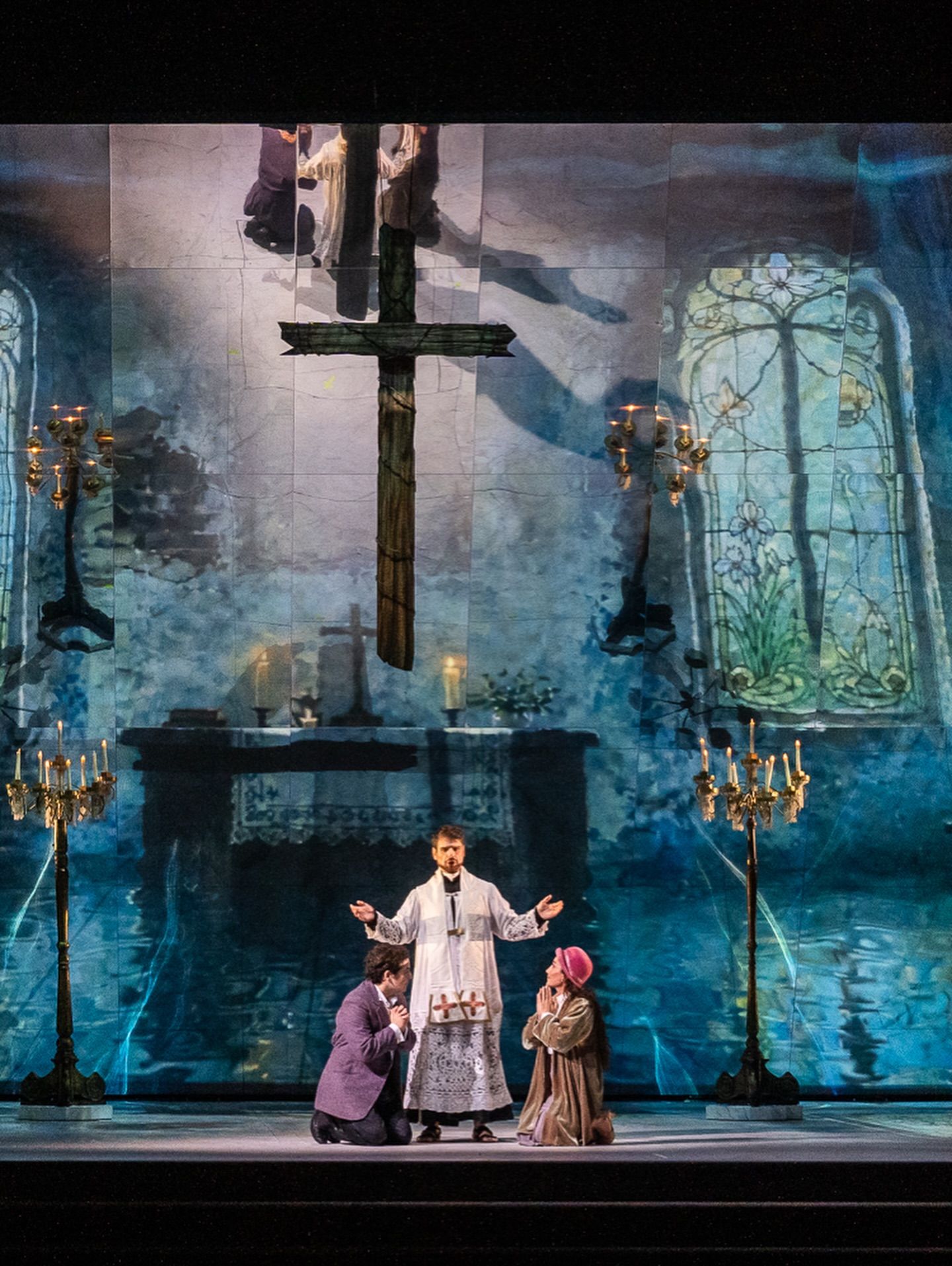 Foto di scena dello spettacolo di opera lirica Roméo et Juliet, regia di Paolo Valerio