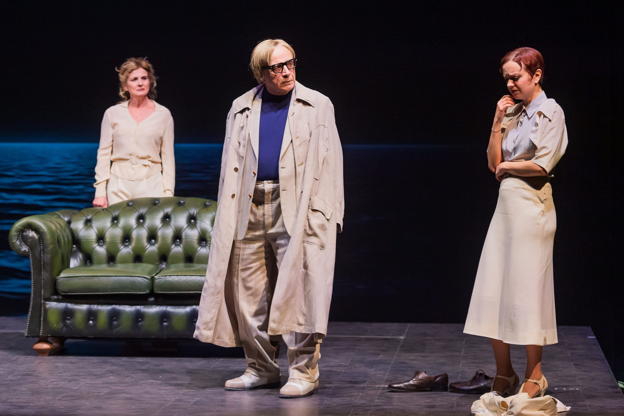 Foto di scena dello spettacolo Non si sa come di Luigi Pirandello, con Franco Branciaroli, regia di Paolo Valerio