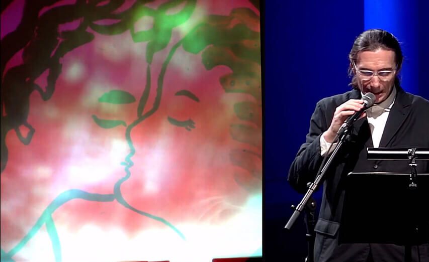 Foto di scena dello spettacolo L'amore delle tre melarance, tratto da Carlo Gozzi, regia e voce recitante di Paolo Valerio.