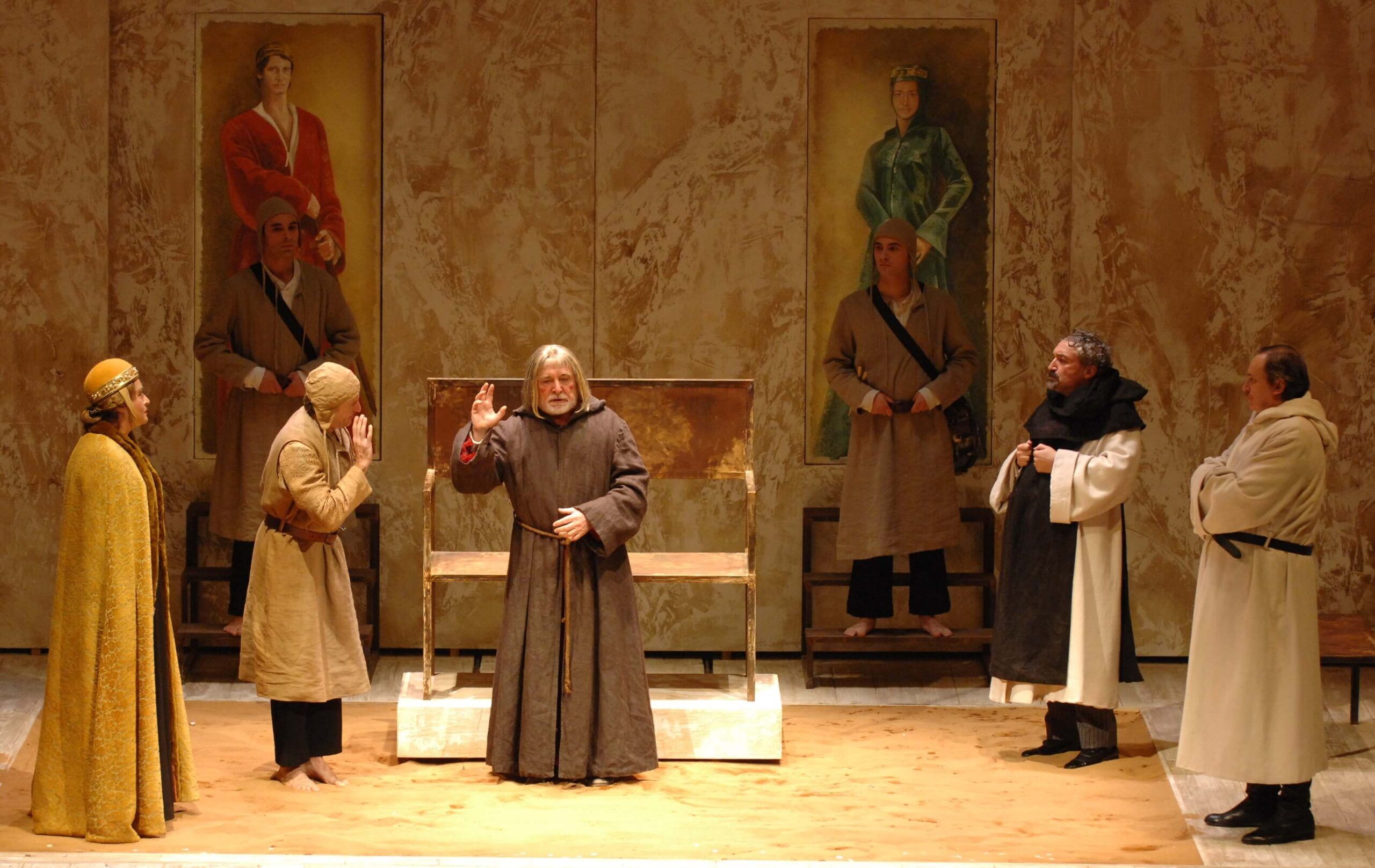 Foto di scena dello spettacolo Enrico IV di Luigi Pirandello, regia di Paolo Valerio