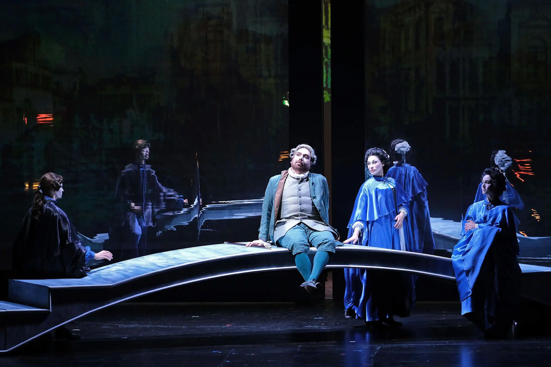 Foto di scena dell'opera Falstaff diretta da Paolo Valerio