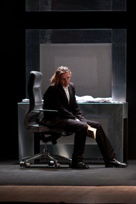 Foto di scena dello spettacolo Piccoli crimini coniugali, con Elena Giusti e Paolo Valerio