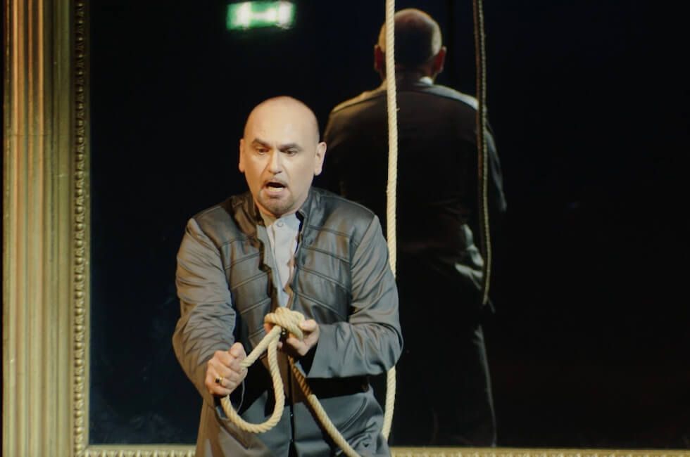 Foto di scena dell'opera Amleto diretto da Paolo Valerio