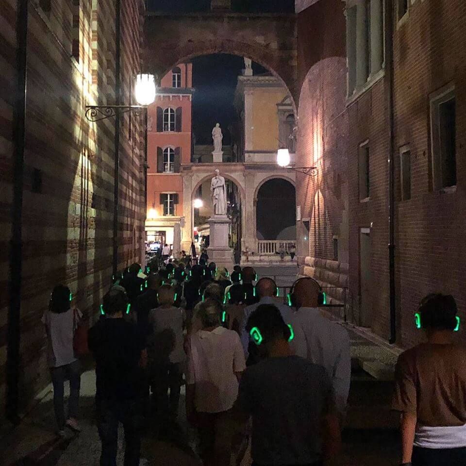Foto dello spettacolo itinerante Silent Dante, regia di Paolo Valerio