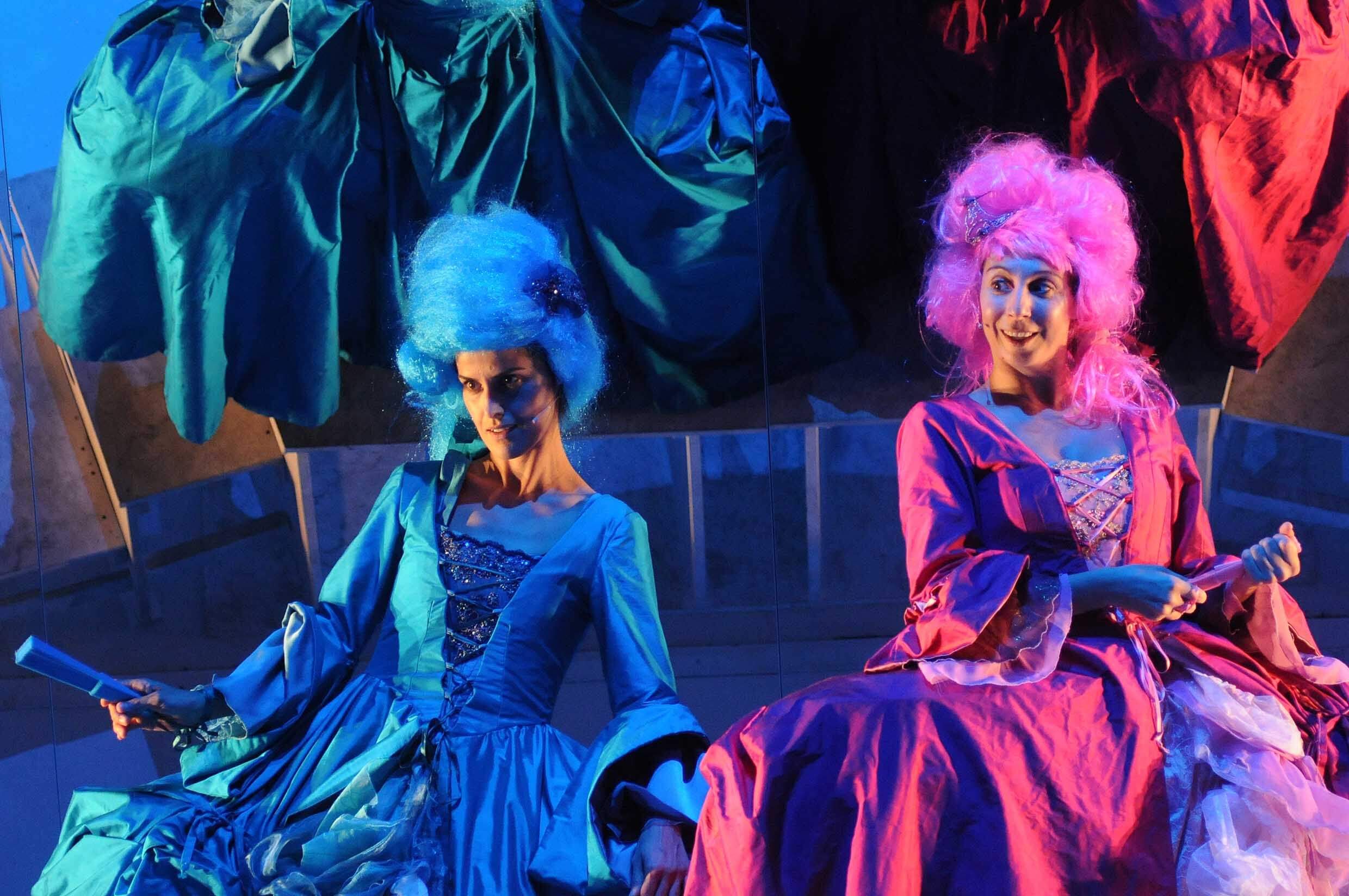 Foto di scena dello spettacolo Il bugiardo di Carlo Goldoni, regia di Paolo Valerio