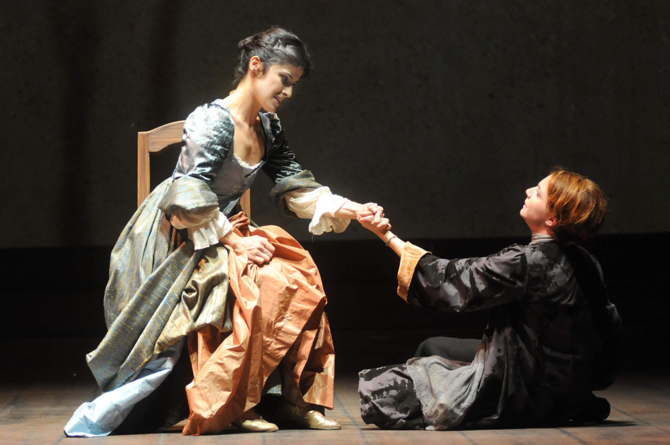 Foto di scena dello spettacolo La bisbetica domata di William Shakespeare, regia di Paolo Valerio